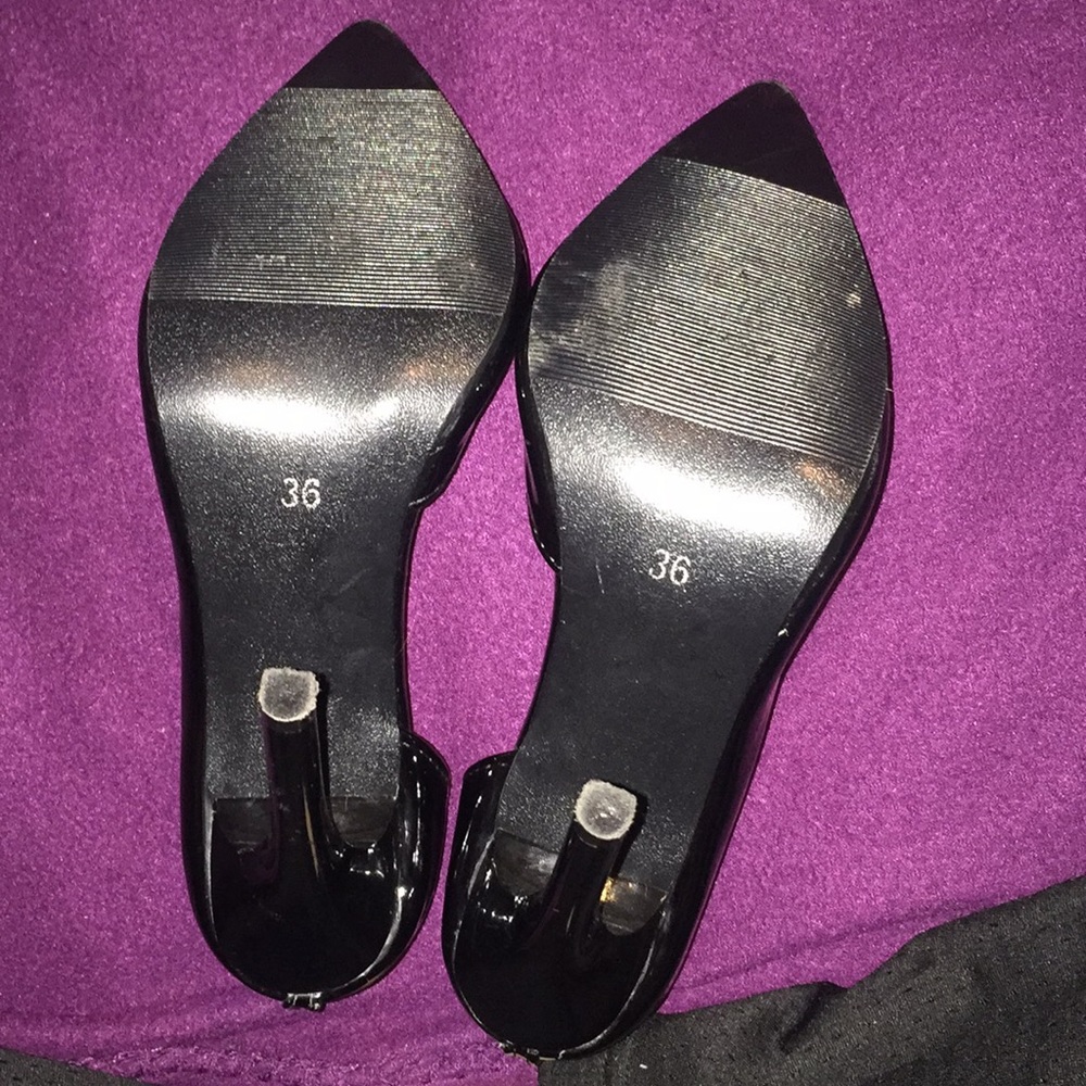 Heels - Picture 3 of 5